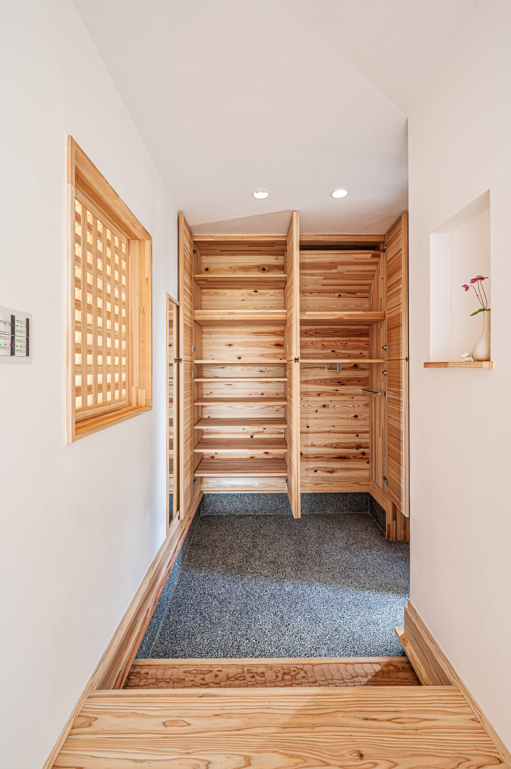 玄関 - 嘉麻市の注文住宅