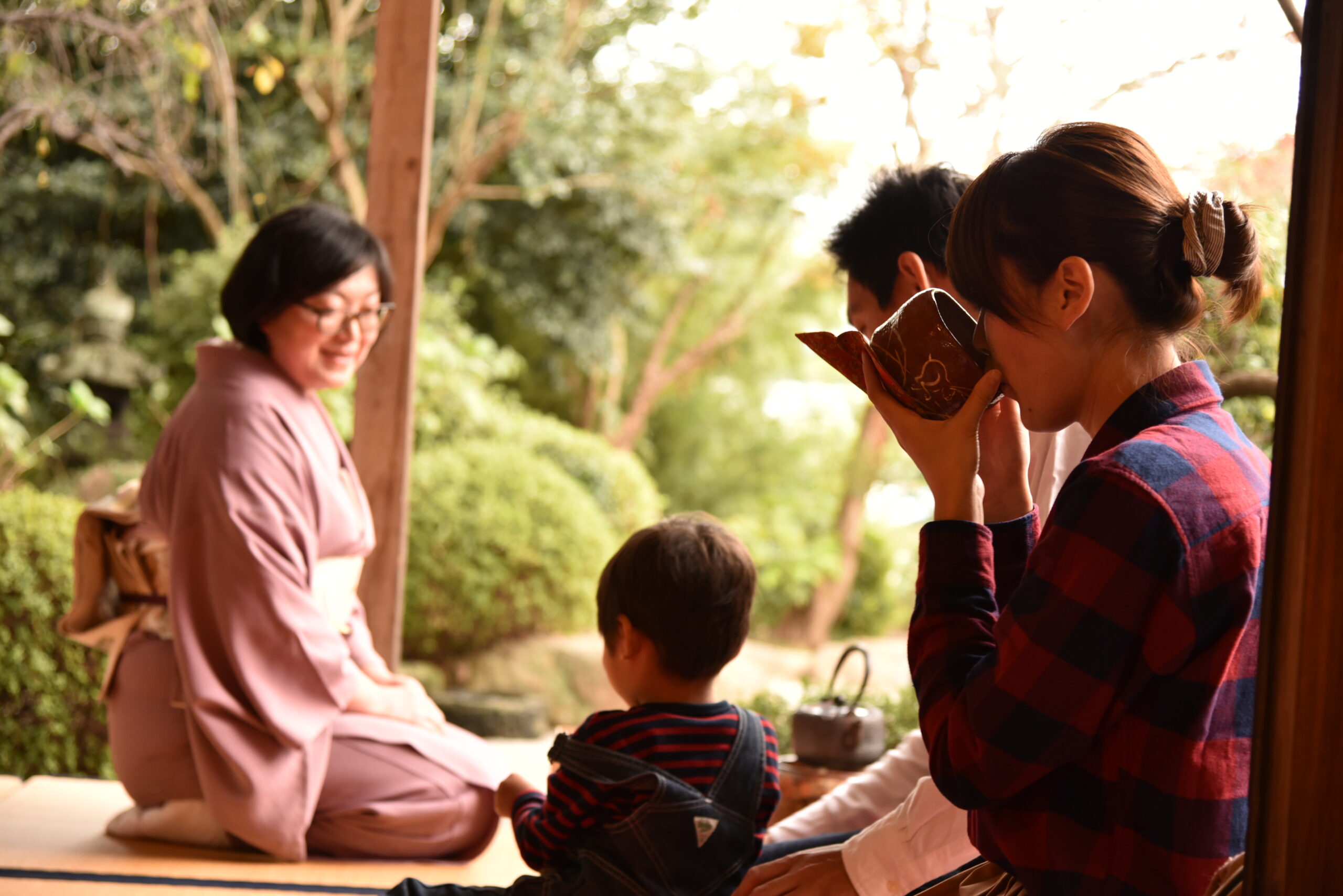三宅建築工房事例：吹き寄せ茶会